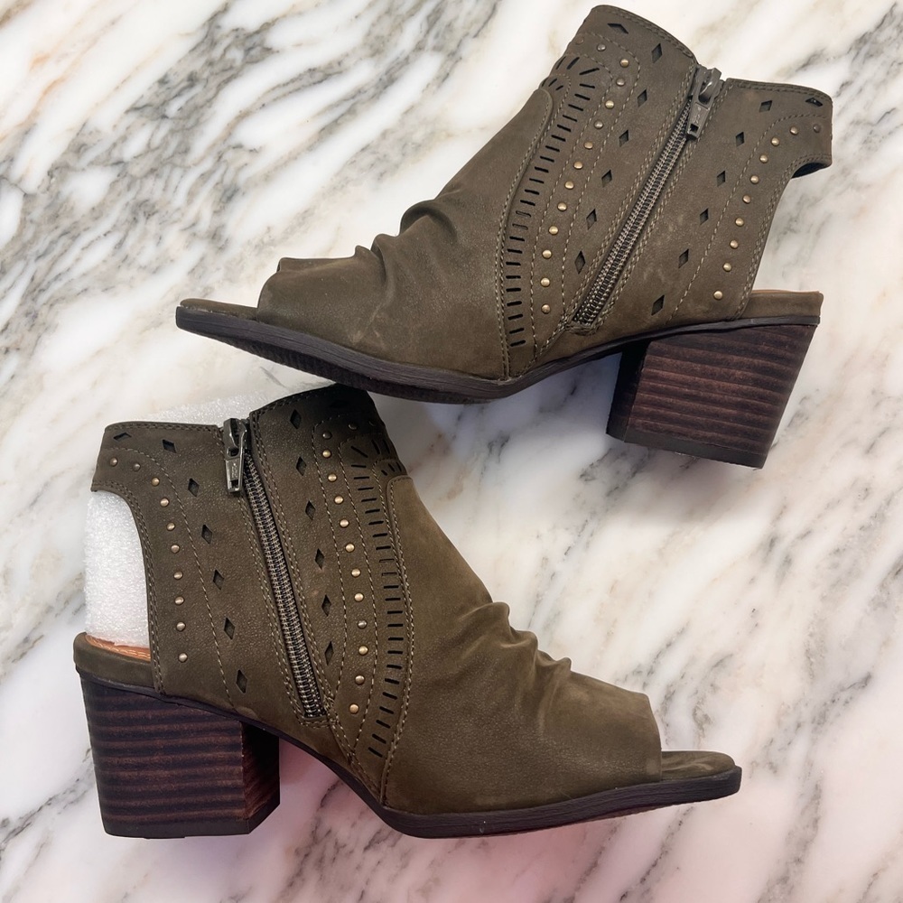 Baretraps Izzie Shooties Peep Toe Women's Shoes Moss Size 5 - Picture 3 of 14